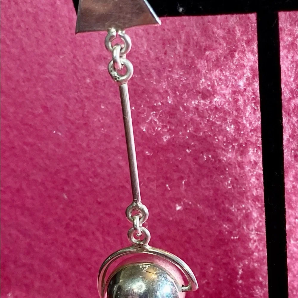 Unique silver drop ball earrings - Picture 2 of 7